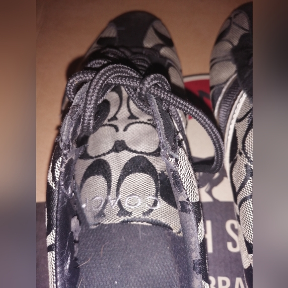 Coach Jayme Q582 Signature Sneakers Size 8M - Picture 2 of 10